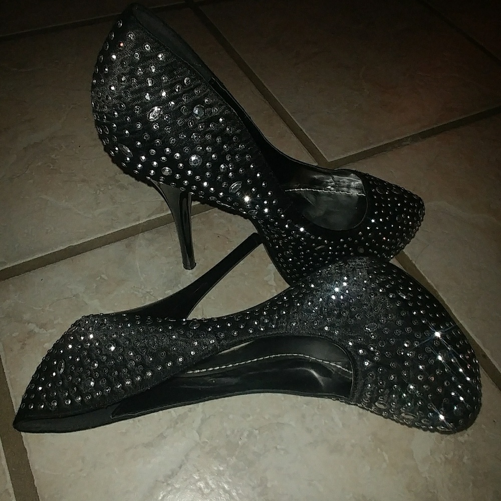 Black and Silver Pump Heels